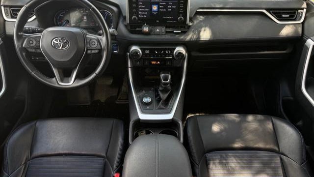 2019 Toyota RAV4 Hybrid XSE