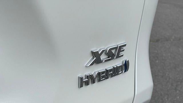 2020 Toyota RAV4 Hybrid XSE
