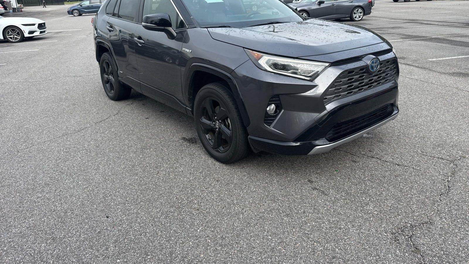 2019 Toyota RAV4 Hybrid XSE