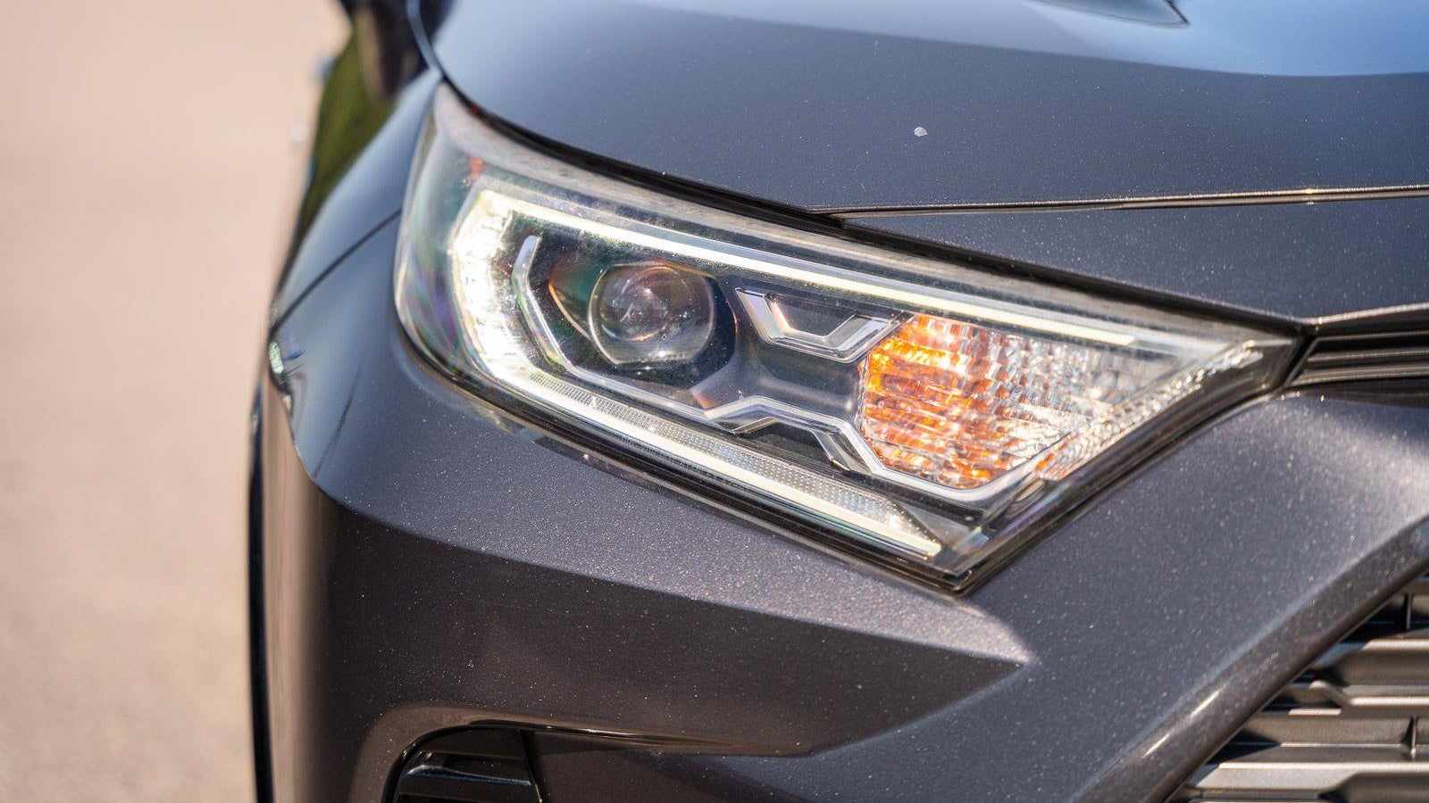 2019 Toyota RAV4 Hybrid XSE