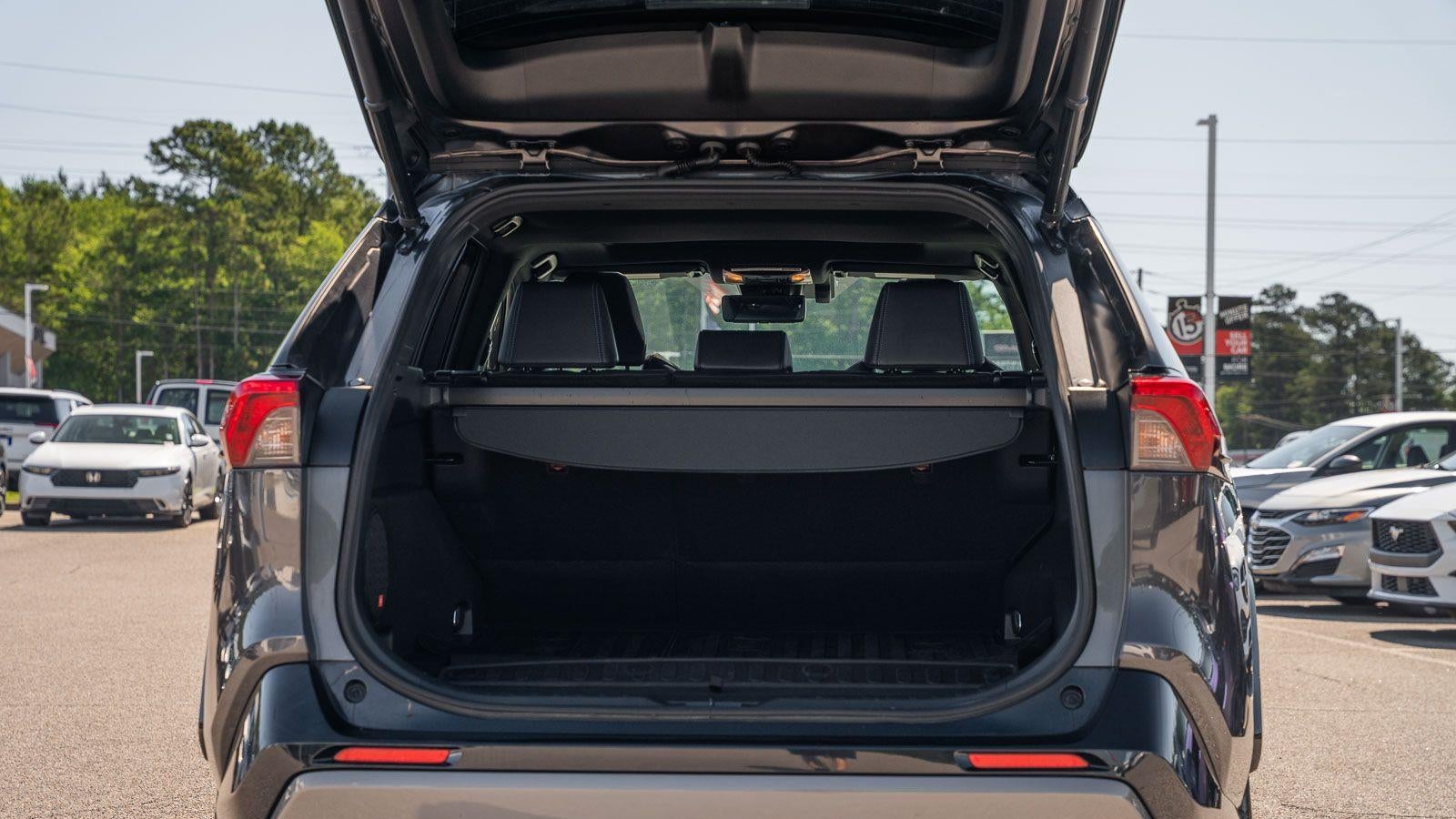 2019 Toyota RAV4 Hybrid XSE