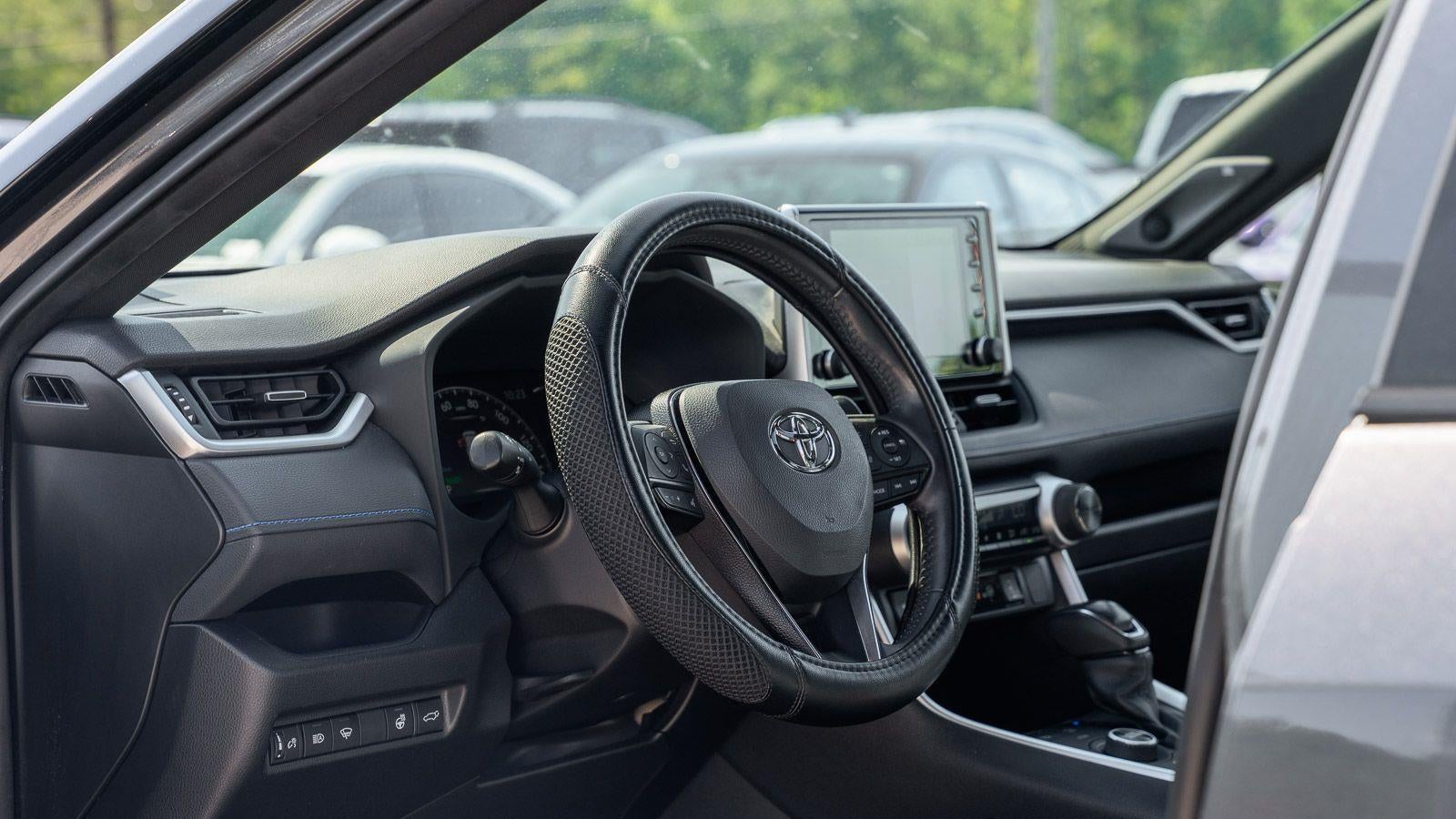 2019 Toyota RAV4 Hybrid XSE