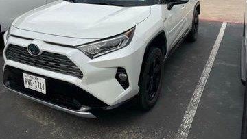 2019 Toyota RAV4 Hybrid XSE