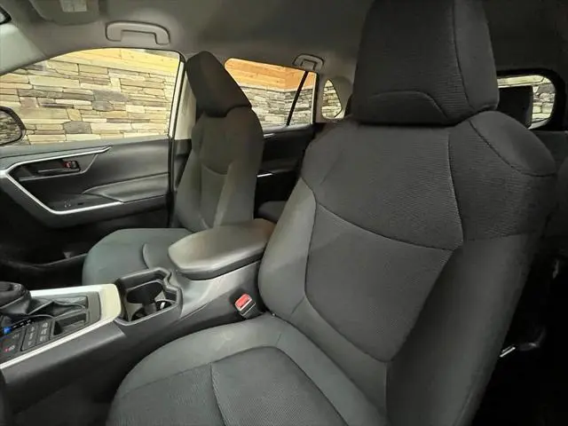 2019 Toyota RAV4 - $22,999