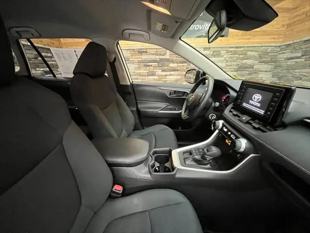 2019 Toyota RAV4 - $22,999