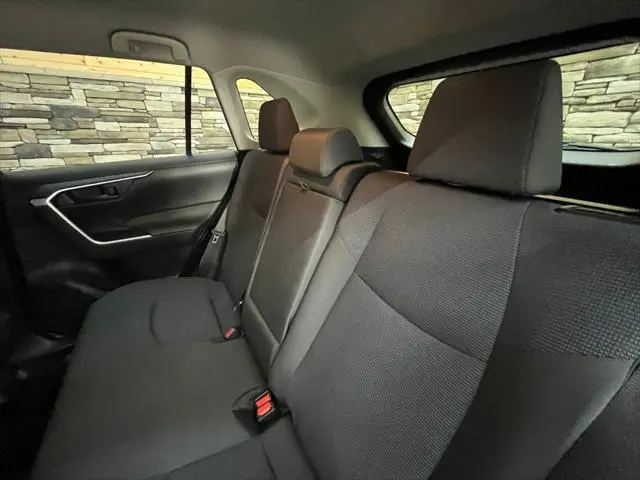 2019 Toyota RAV4 - $22,999