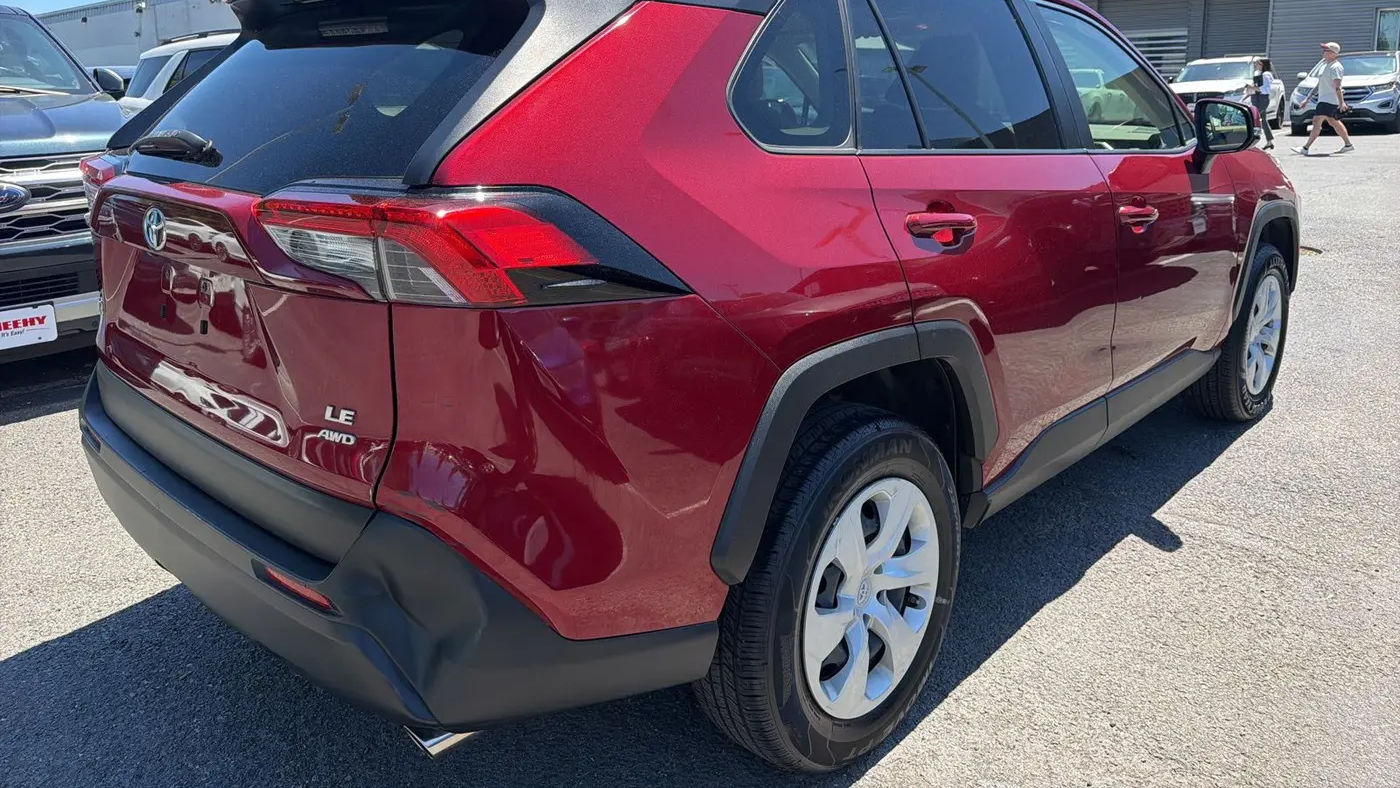 2019 Toyota RAV4 LE