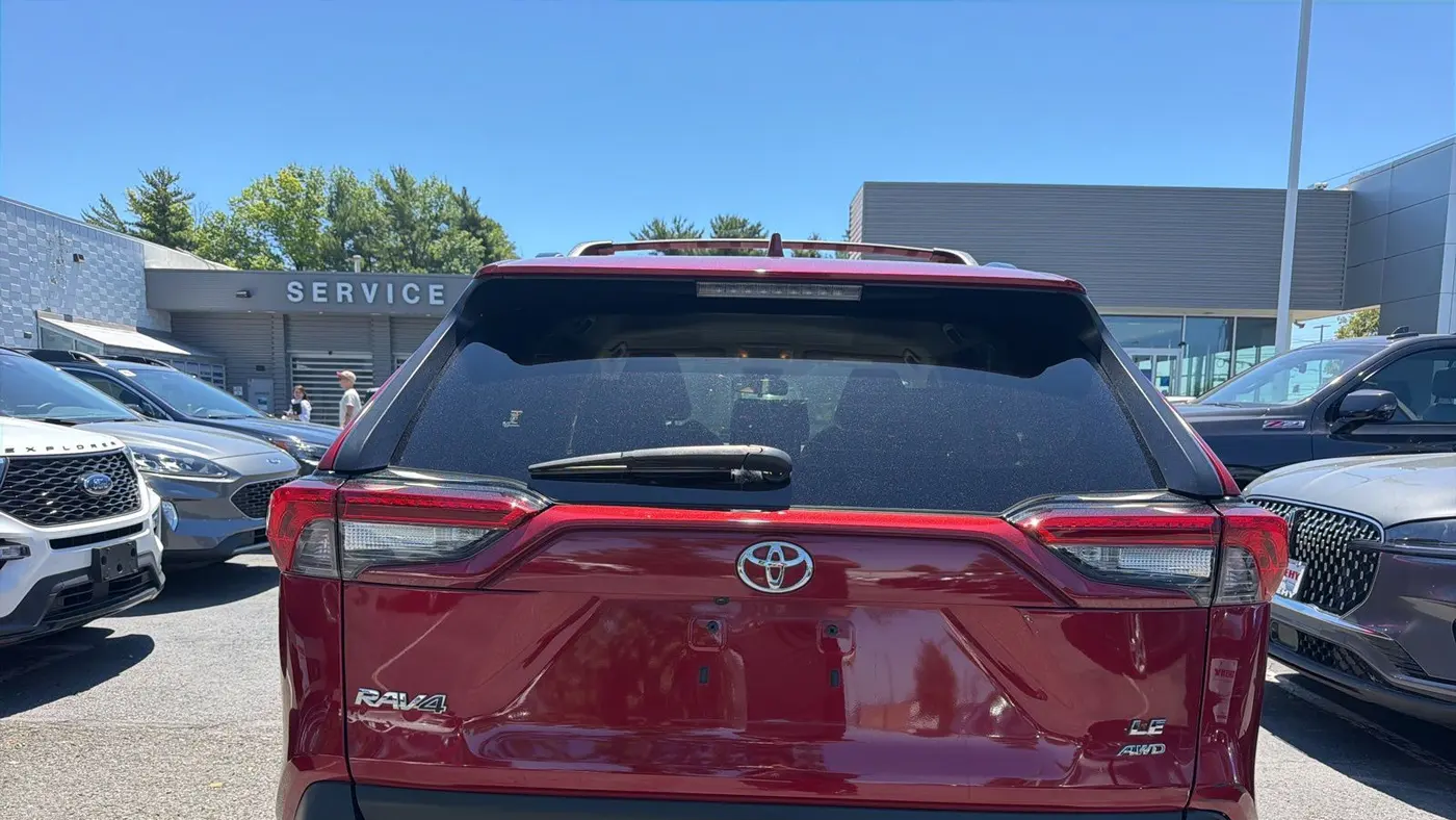2019 Toyota RAV4 LE