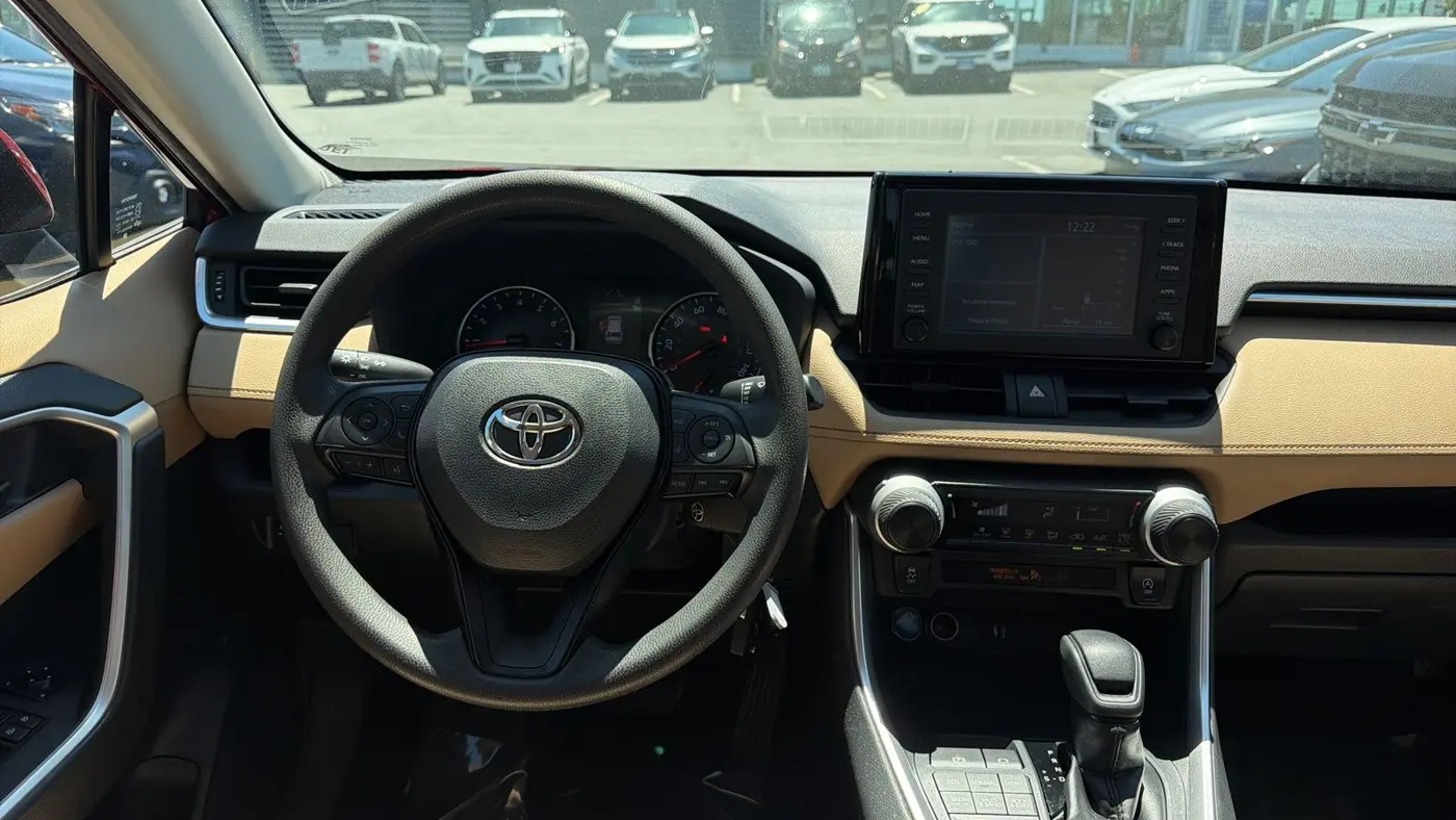 2019 Toyota RAV4 LE