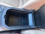 2019 RAV4 Thumbnail 24