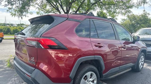 2020 Toyota RAV4 LE