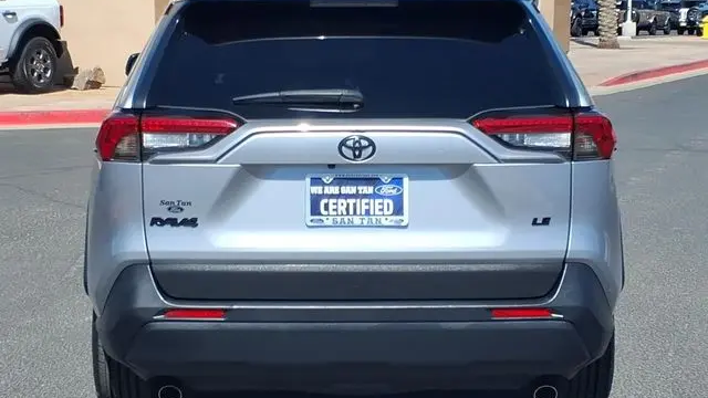 2023 Toyota RAV4 LE