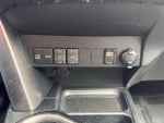 2018 RAV4 Thumbnail 33