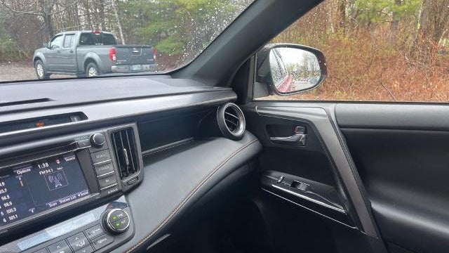 2016 Toyota RAV4 SE