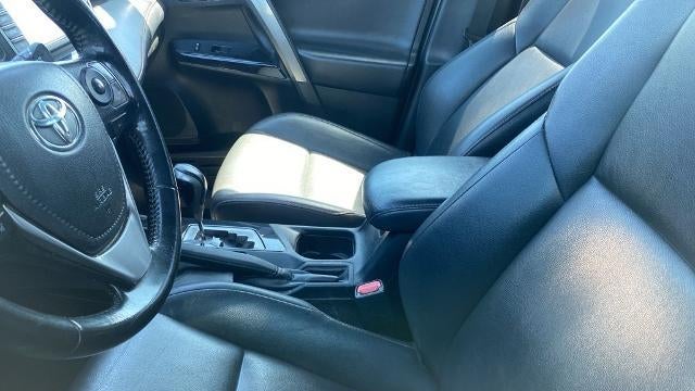 2018 Toyota RAV4 SE