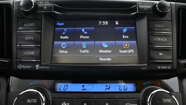 2018 Toyota RAV4 Hybrid SE