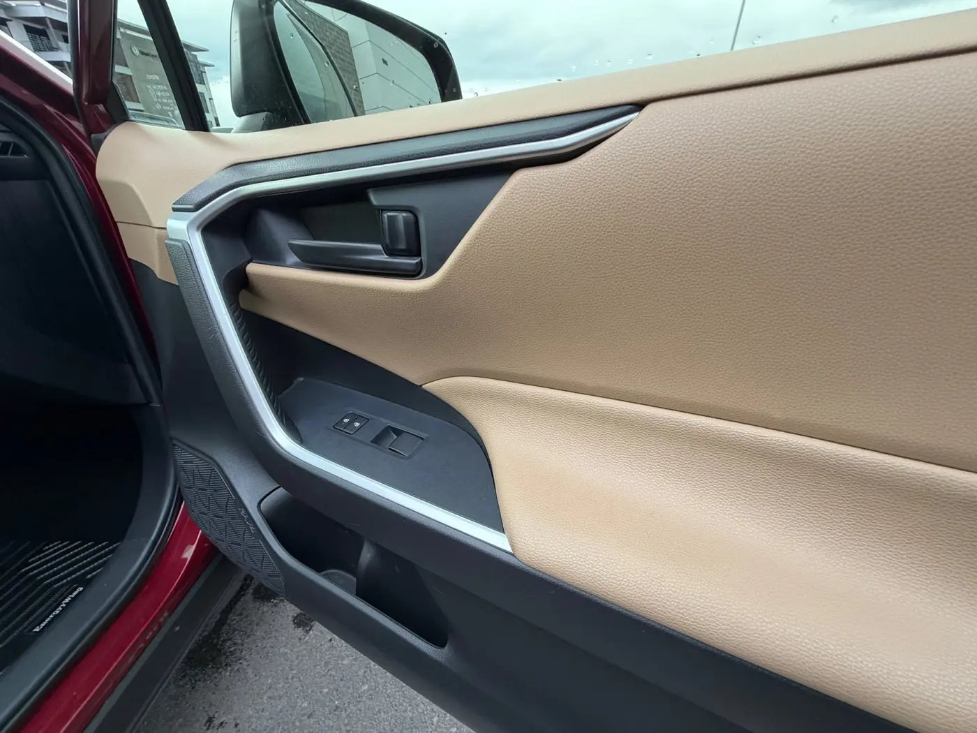 2020 Toyota RAV4 - $24,954