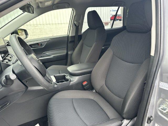 2025 Toyota RAV4 - $34,551