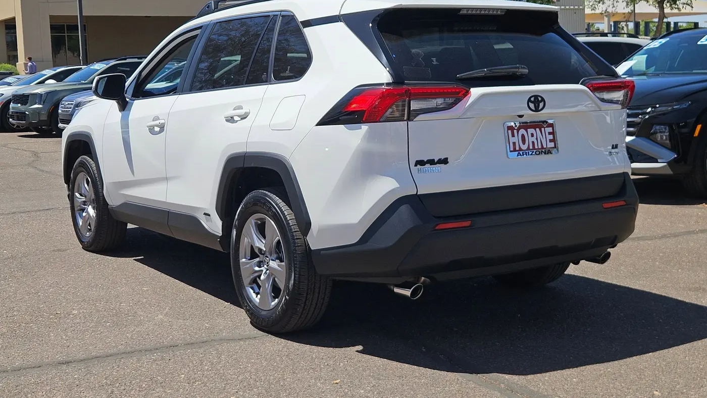 2025 Toyota RAV4 Hybrid LE