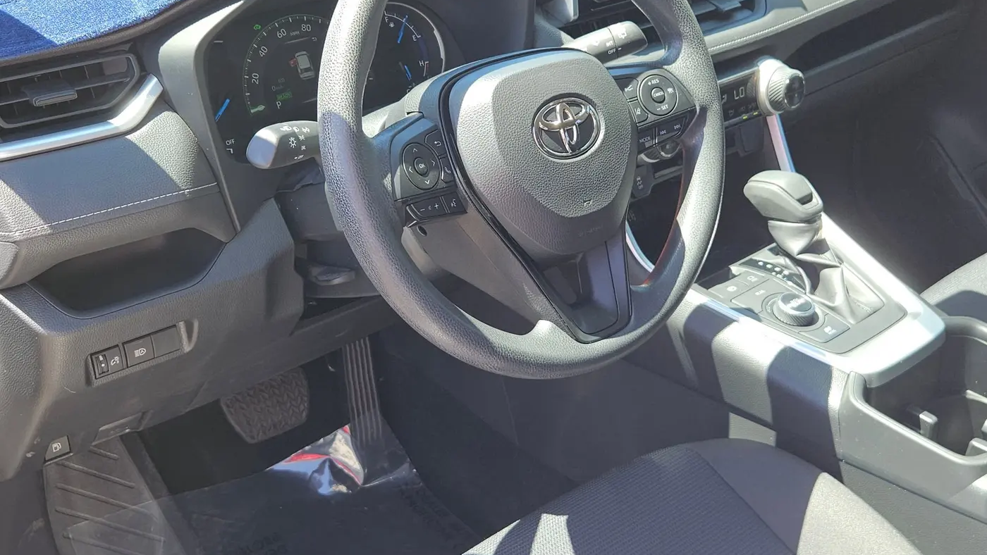 2025 Toyota RAV4 Hybrid LE
