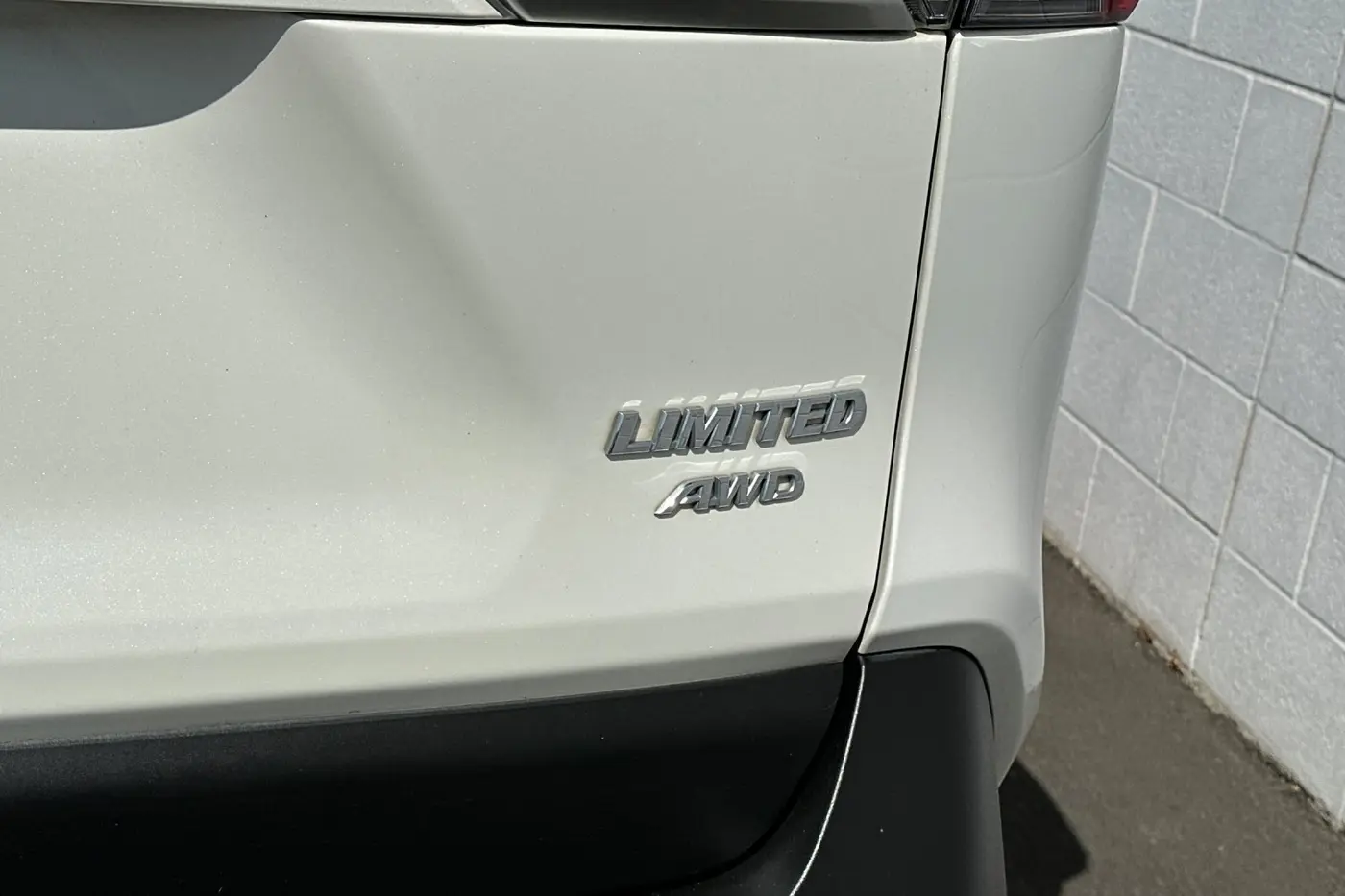 2019 Toyota RAV4 - $23,450