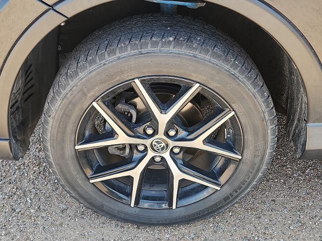 2017 Toyota RAV4 - $22,995