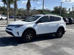 2018 RAV4 Thumbnail 32