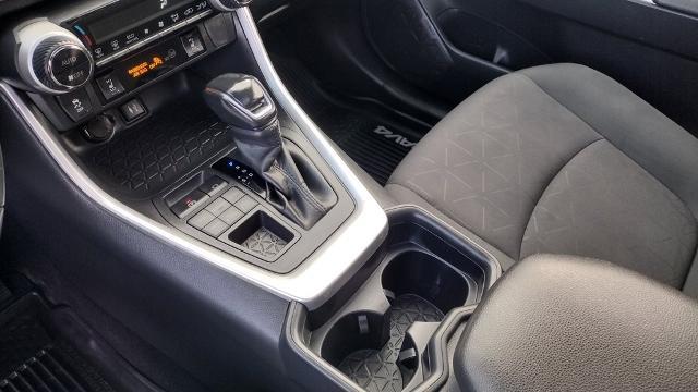 2019 Toyota RAV4 - $19,999