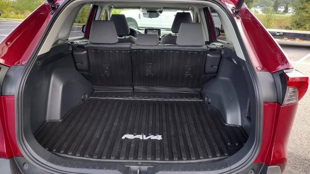 2019 Toyota RAV4 - $19,999