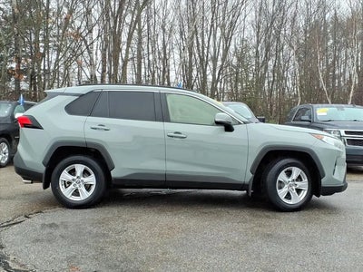 2021 Toyota RAV4 AWD XLE 4DR SUV