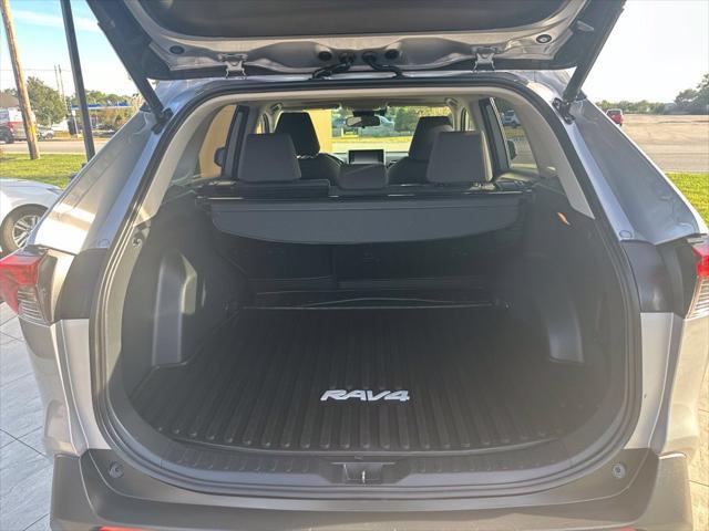 2020 Toyota RAV4 - $24,598