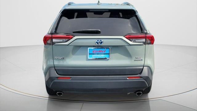 2020 Toyota RAV4 Hybrid XLE