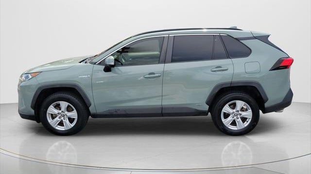 2020 Toyota RAV4 Hybrid XLE