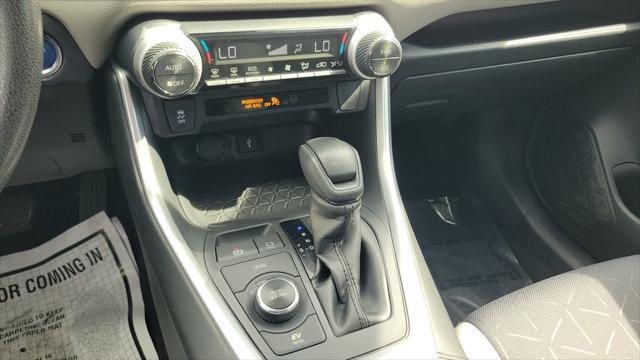 2020 Toyota RAV4 Hybrid XLE