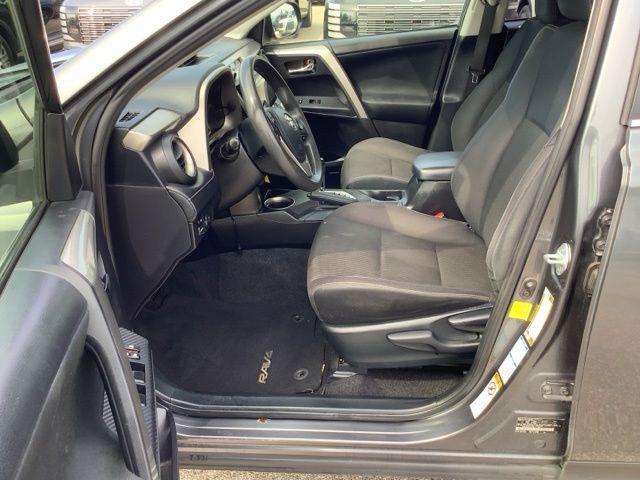 2015 Toyota RAV4 - $8,990