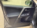 2015 RAV4 Thumbnail 9
