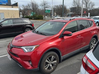 2017 Toyota RAV4 AWD XLE 4DR SUV
