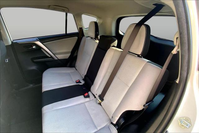 2016 Toyota RAV4 - $16,551