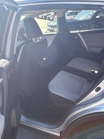 2018 Toyota RAV4 - $18,750