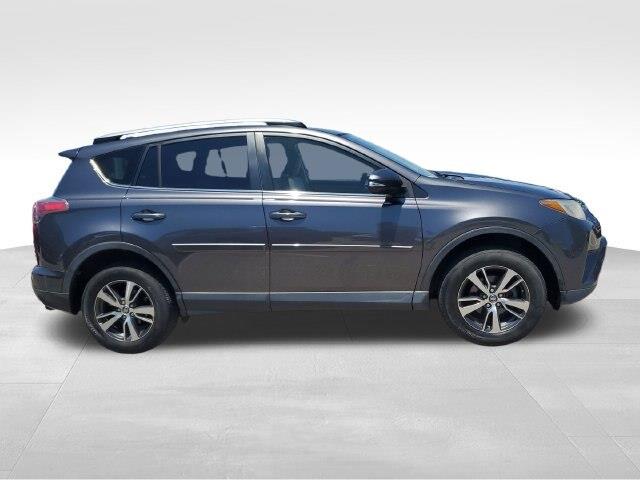 2018 Toyota RAV4 - $17,888