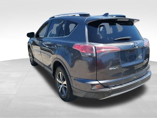 2018 Toyota RAV4 - $17,888