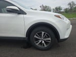 2016 RAV4 Thumbnail 4