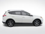 2018 RAV4 Thumbnail 9