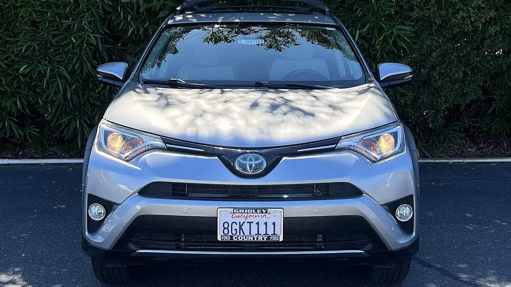 2018 Toyota RAV4 Hybrid LE