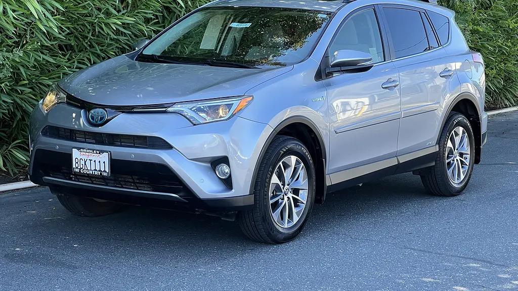 2018 Toyota RAV4 Hybrid LE