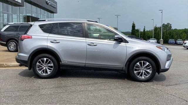 2018 Toyota RAV4 Hybrid XLE