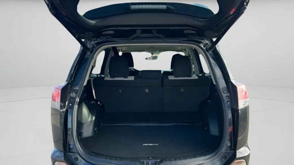 2016 Toyota RAV4 Hybrid XLE