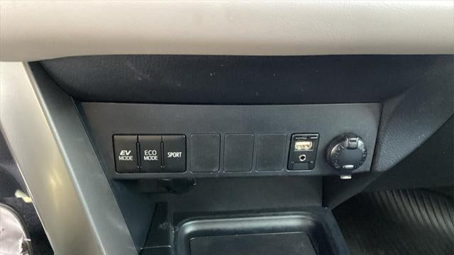 2018 Toyota RAV4 Hybrid XLE