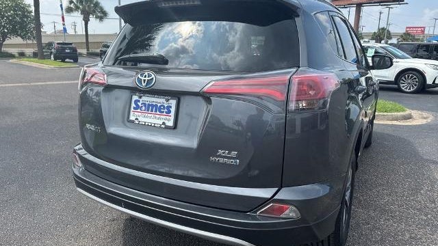 2016 Toyota RAV4 Hybrid XLE