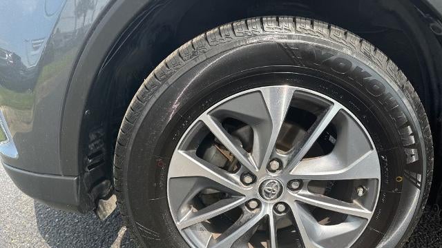 2016 Toyota RAV4 Hybrid XLE